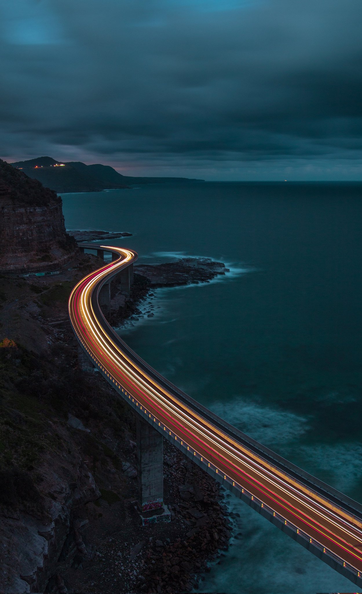 long_exposure_highway-753308.jpg