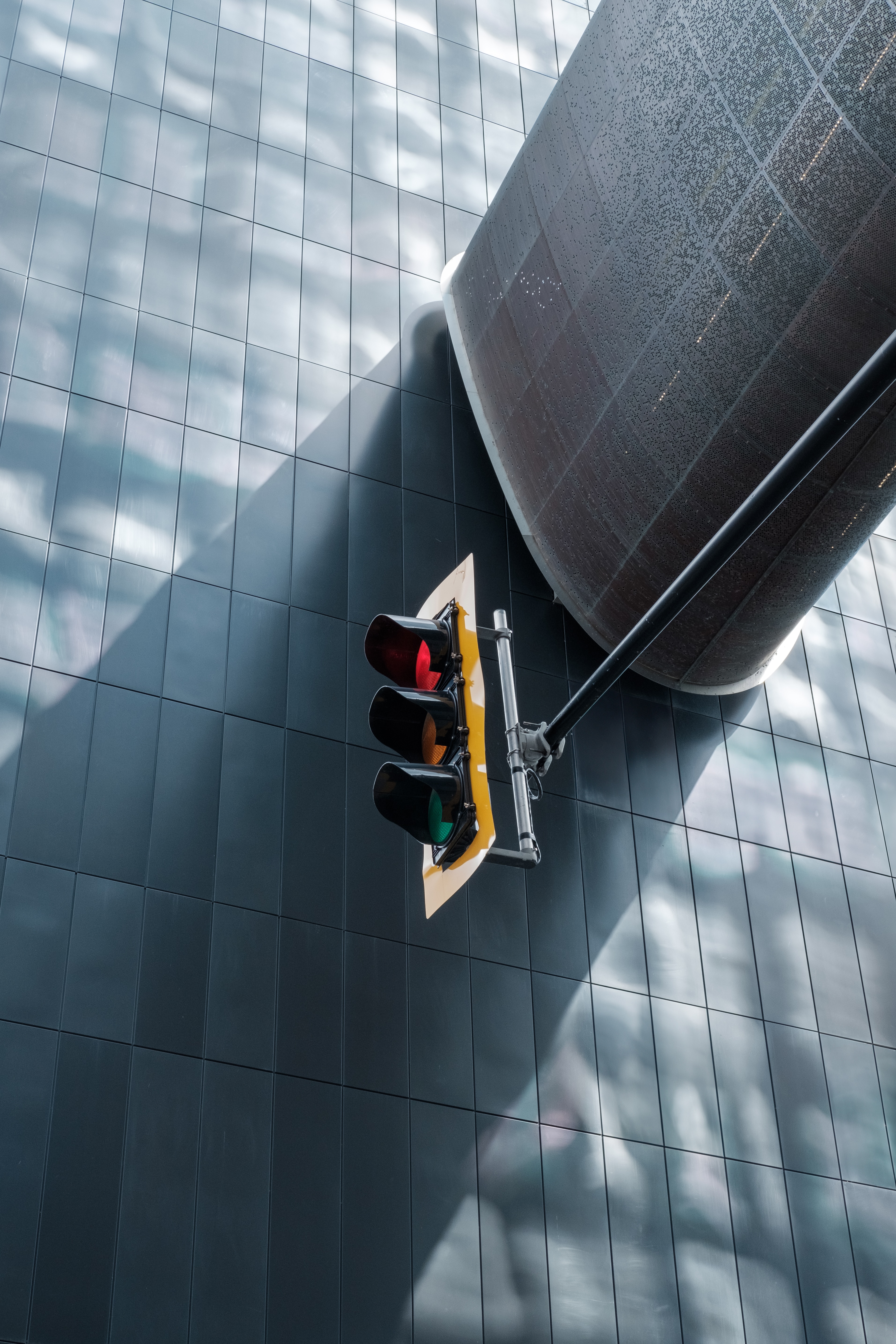 traffic_light_pole-966474.jpg
