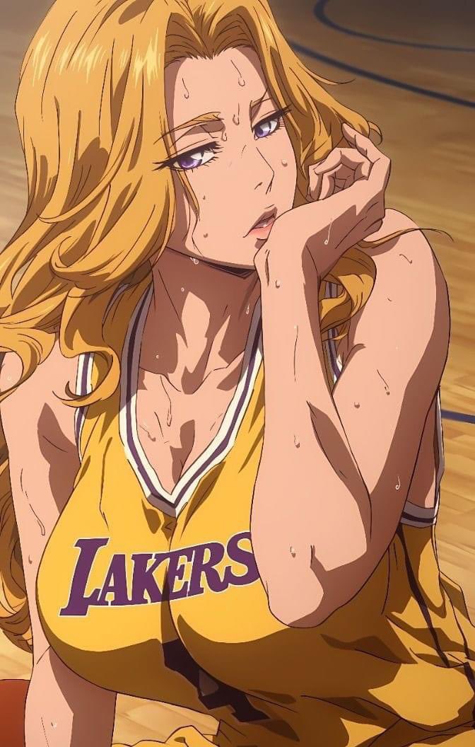 girl_lakers_uniform-810298.jpg